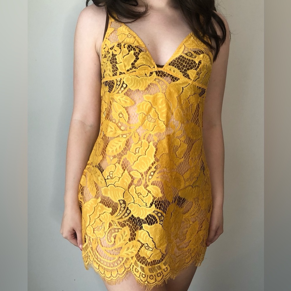 Golden Yellow Lace Slip Cover Up Size Medium NWT